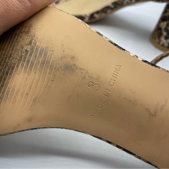 Raid Beige Snake Embossed Square Toe Chunky Heel Sandals Womens 36 Faux Leather - Picture 10 of 13